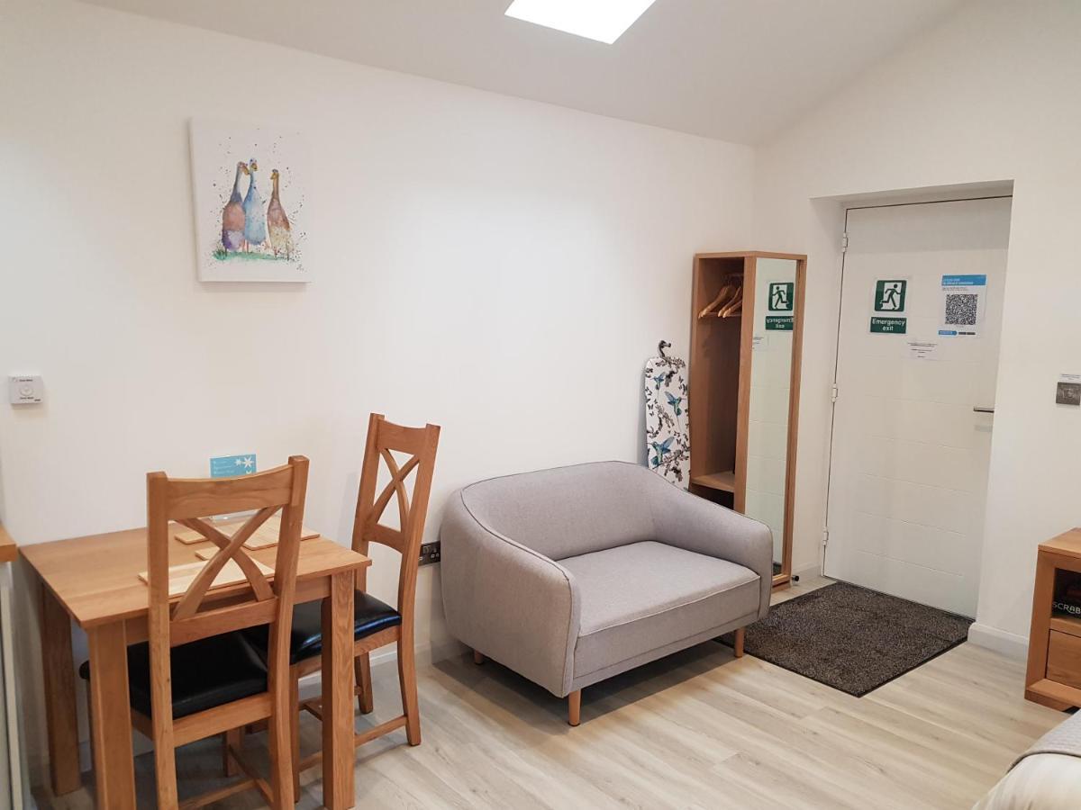 Wyvern Apartment Yeovil Exterior foto